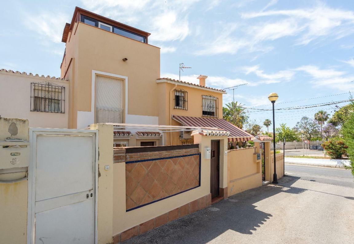 Cozy Loft Near The Beach Torremolinos Bagian luar foto